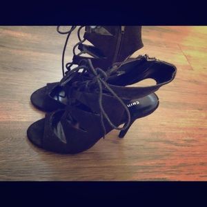 Used Chinese Laundry heels